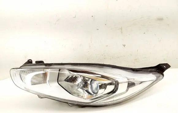 Ford Fiesta Headlight/headlamp 2020101122