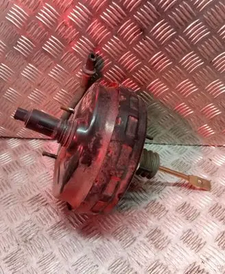 Volvo S60 Brake booster P08683259