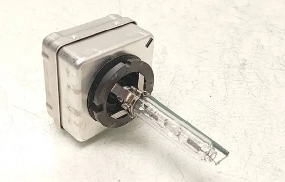 Volvo S60 Xenon bulb 66340HBI 437950 D3S