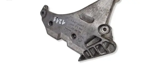 Volkswagen PASSAT B6 Engine mounting bracket 03L199207