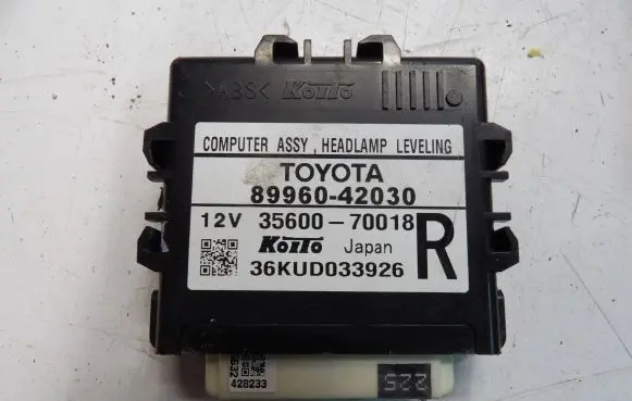 Toyota RAV 4 (XA40) Other control units/modules 8996042030 3560070018 36KUD033926