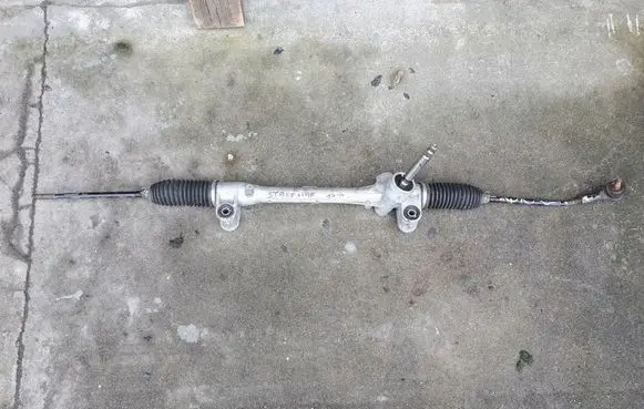 Mitsubishi Space Star Steering rack