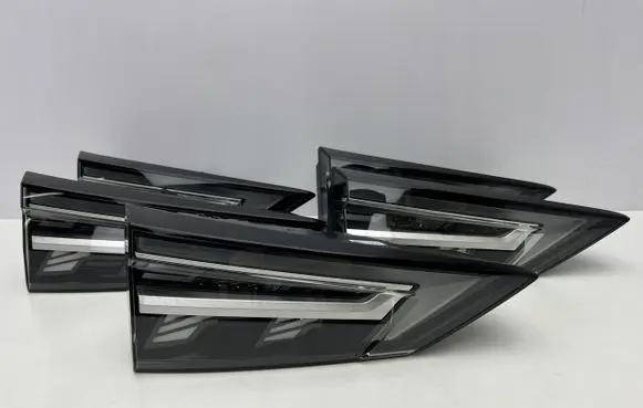 Nissan Qashqai J12 Rear/tail lights 26555HN27A