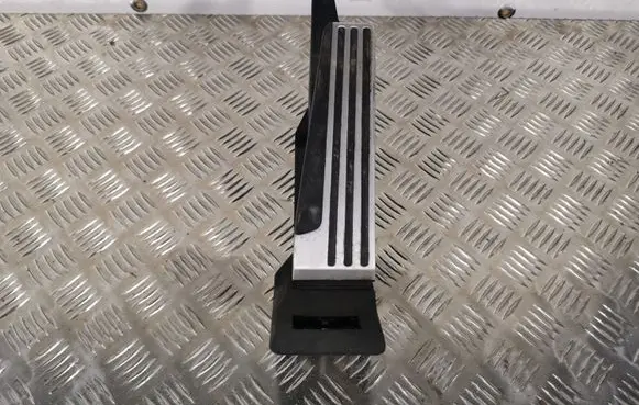 Infiniti Q50 Accelerator throttle pedal 0280755146