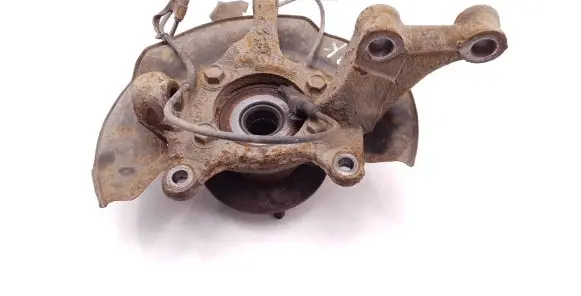 Toyota Auris 150 Front wheel hub 4355002020 4321202170