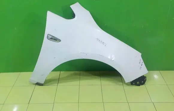 Opel Astra J Fender PRZOD PRAWY