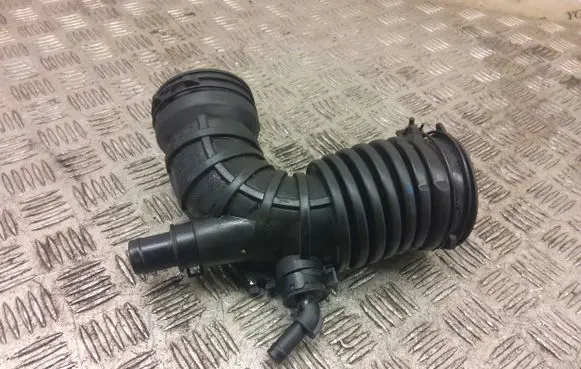 Hyundai Bayon Air intake hose/pipe 28130-Q0300