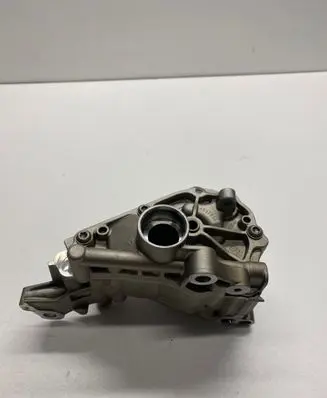 BMW M3 F80 Oil pump 7846388 11418011851 8011851