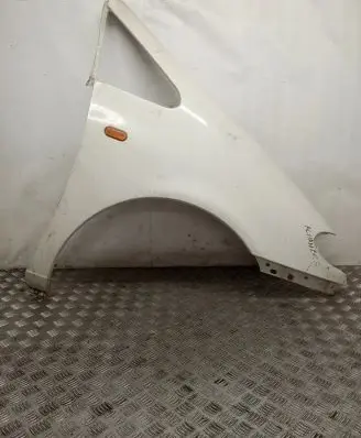 Seat Alhambra (Mk1) Fender
