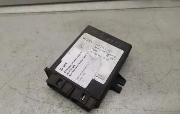 Mercedes-Benz Vito Viano W638 Other control units/modules A0004461019