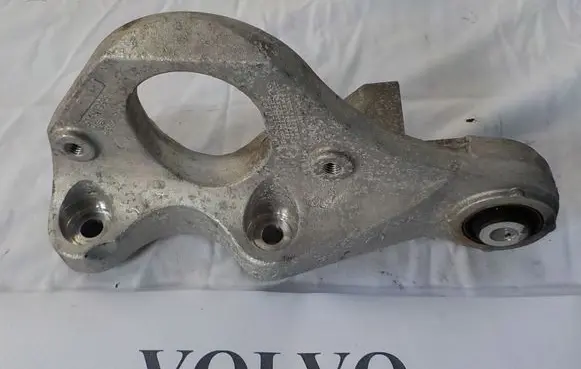Volvo S90, V90 Driveshaft support bearing bracket 31401993