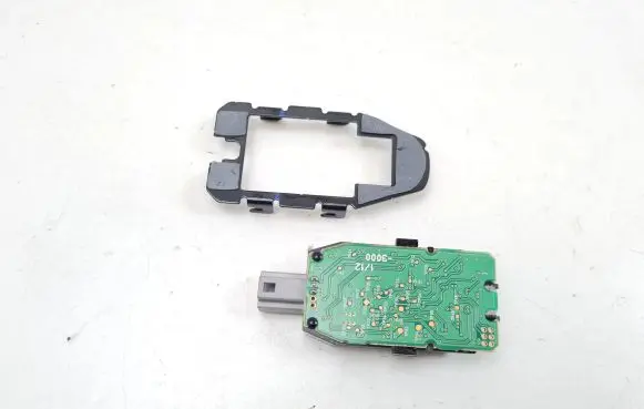 Toyota Corolla E210 E21 Rain sensor 8994130040 4232004111