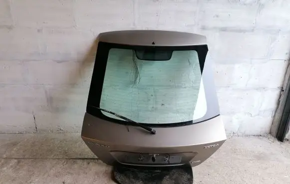 Ford Mondeo Mk III Tailgate/trunk/boot lid