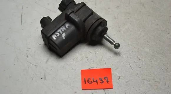 Opel Astra F Headlight level adjustment motor 35130692 90413185