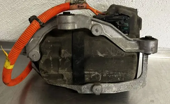 Tesla Model S Air conditioning (A/C) compressor (pump) 103211600e
