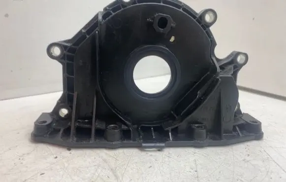 Volkswagen PASSAT B8 other engine part 04L103151