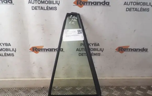 Toyota RAV 4 (XA50) Rear vent window glass 6818942070
