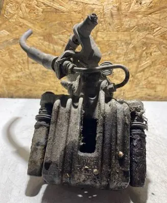 Volkswagen Golf Plus Rear brake caliper