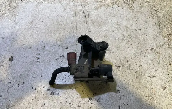 Toyota Corolla E120 E130 Turbo solenoid valve 2586064140 1846003600