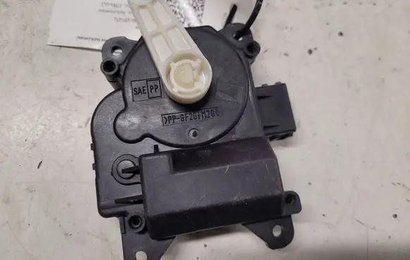 Jaguar XF X250 Air flap motor/actuator 0638000840