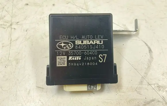 Subaru Forester SK Light module LCM 84051SJ410 35700604C0 3570060400