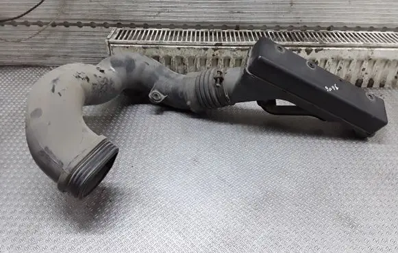 Hyundai Santa Fe Air intake duct part