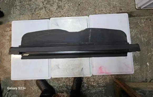 Parcel shelf load cover