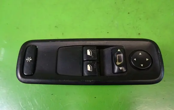 Peugeot 407 Electric window control switch 53269704/5