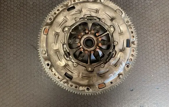 Volkswagen PASSAT CC Clutch set kit 323064110