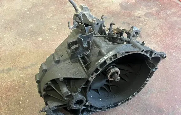 Ford C-MAX I Manual 5 speed gearbox 4M5R7002CD