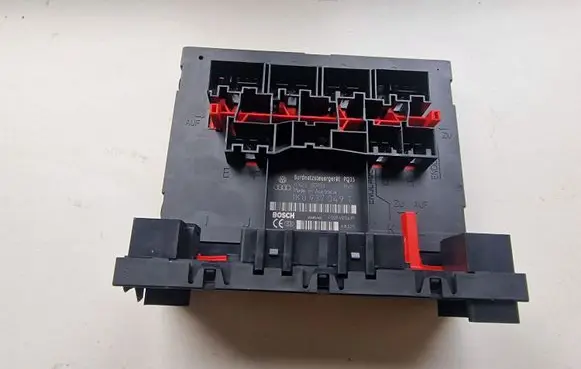 Volkswagen Golf V Comfort/convenience module 1K0937049T