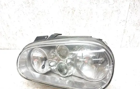 Volkswagen Golf IV Headlight/headlamp