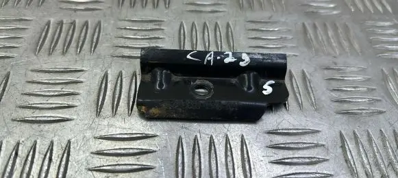 Battery bracket