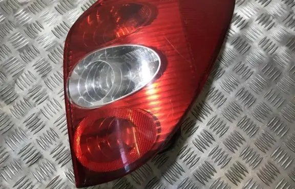 Renault Laguna II Rear/tail lights 8200002472