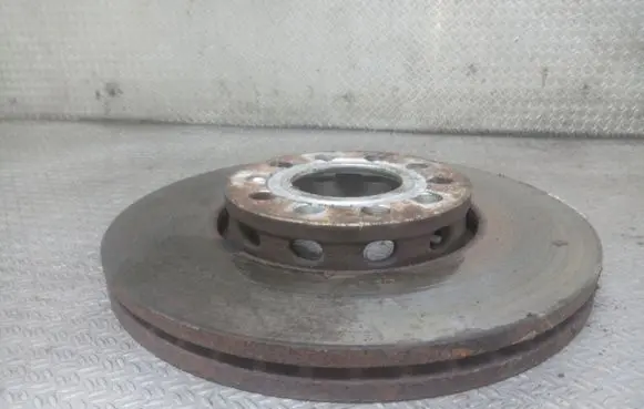 Volkswagen PASSAT B5 Front brake disc