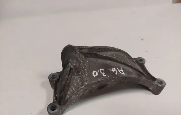 Audi A6 S6 C7 4G Generator/alternator bracket 06E903143D