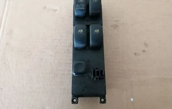 Mitsubishi Galant Electric window control switch MB953121