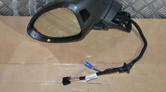 Porsche Panamera (971) Front door electric wing mirror 
