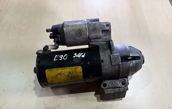 BMW 3 E90 E91 Starter motor 7823700