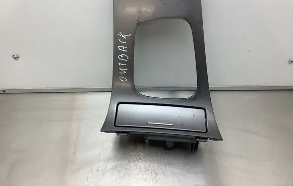 Subaru Outback Car ashtray S22002840 92122AG000