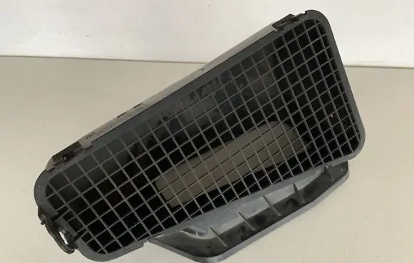 Audi Q5 SQ5 Air intake duct part 8K1819904