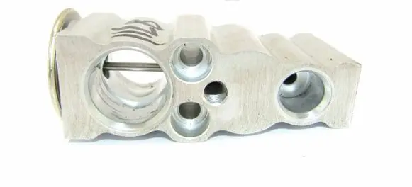 Air conditioning (A/C) expansion valve