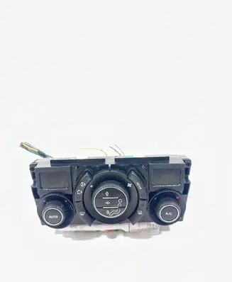 Peugeot 5008 Climate control unit