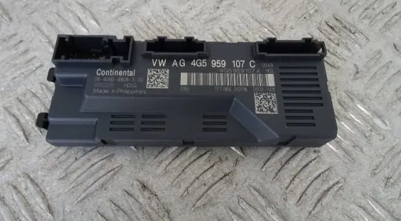 Audi A6 C7 Tailgate/trunk control unit/module 4G5959107C