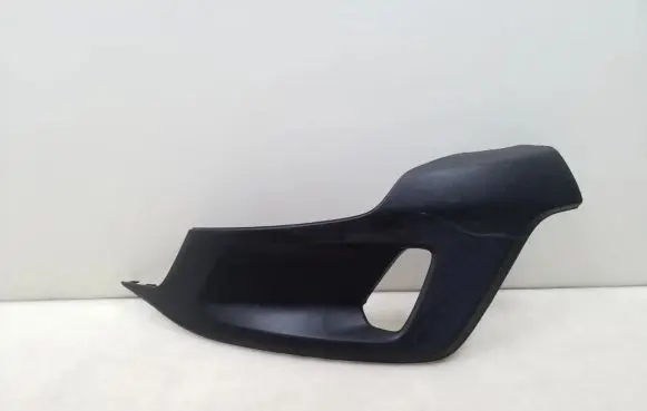 Volvo V40 Front bumper lower grill 31353342