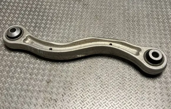 Jeep Grand Cherokee WL Rear control arm 60749D 637AC F2210260800