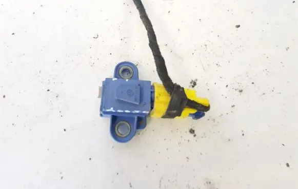 Volkswagen Golf V Airbag deployment crash/impact sensor 1k0955557A