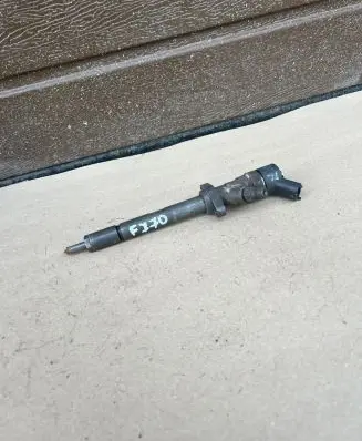 Citroen C5 Fuel injector 9637277980 F770