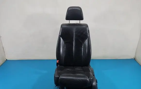 Volkswagen PASSAT B6 Front driver seat IMPRK1581786