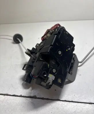 Audi A4 S4 B6 8E 8H Front door lock 4B1837016B